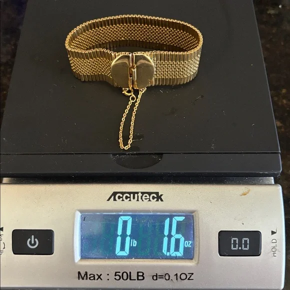 VINTAGE RARE NAPIER MEN’s GOLD TONE BRACELET WITH SAFETY CHAIN - Picture 8 of 10